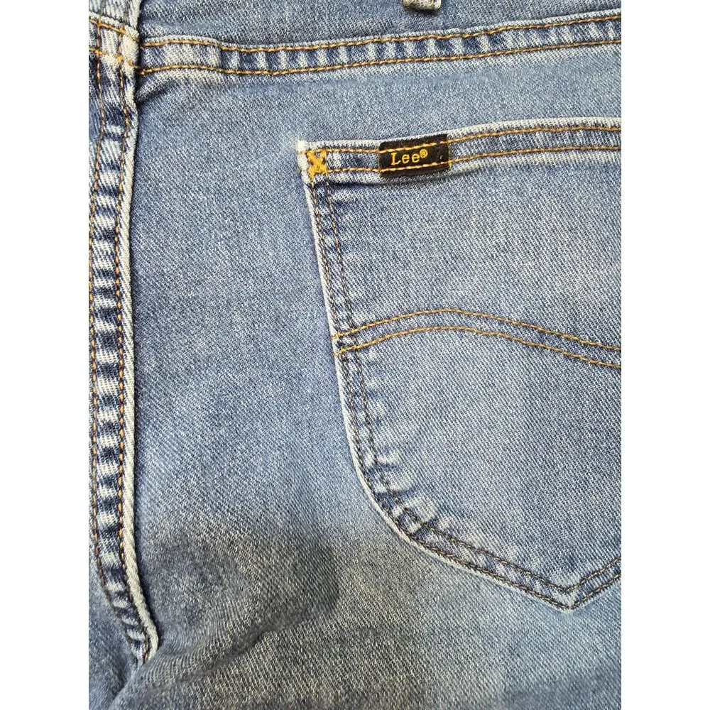 Lee Mens Jeans Size 38x32 Athletic Fit - 27